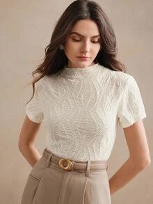 Blusa texturizada manga corta